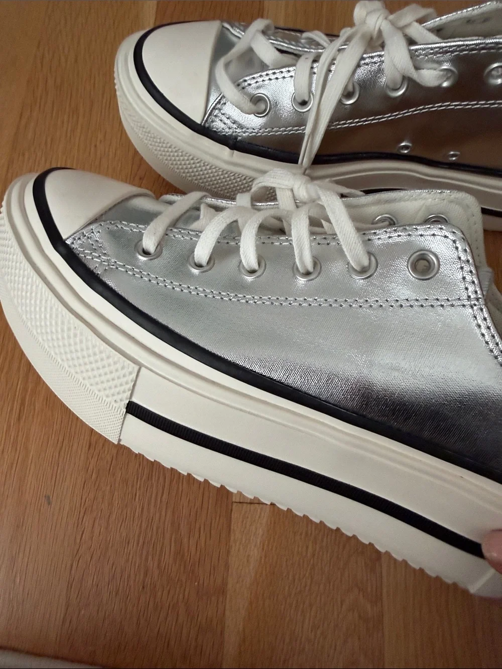 Converse Women’s Platform Sneakers - Metallic Silver with White Sole.